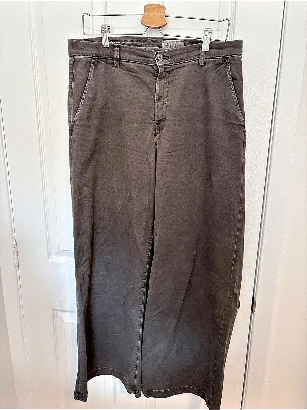 AG Caden Wide Leg Wide Leg Pants in Gray Waist 31